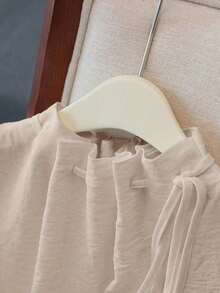 Blusa blanca elegante sin mangas, de cintura elástica y cuello suelto con cordón, de tejido texturizado, para mujer, para primavera/verano.Blusas y tops para mujer de cuello cerrado, blusas casuales y modernas para el verano - Caqui - Ver 6