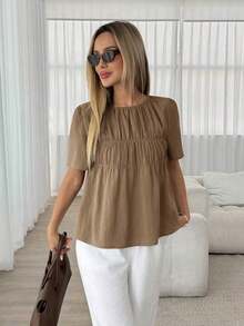 Camisa casual de mujer de unicolor, cuello redondo, manga corta y plisada - Marrón Mocha - Ver 5