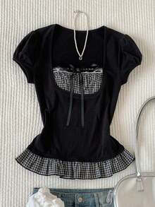 Blusa de verano elegante con volantes en el bajo, estampado de flores diminutas y parches - Blanco y Negro - Ver 5