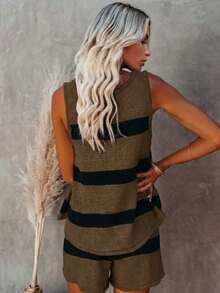 Conjunto de punto de chaleco y pantalones cortos a rayas de contraste de cuello en V, estilo elegante y relajado, adecuado para el uso diario, vacaciones, salidas a la playa en verano - Marrón - Ver 2