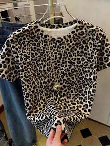 Camiseta de cuello redondo con estampado de leopardo vintage clásico y casual para mujer, adecuada para el verano - Marrón Chocolate - Ver 4