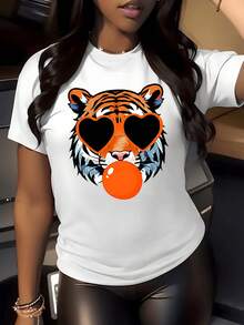 Tiger Wearing Heart-Shaped Glasses Reflects A Fun And Modern Attitude, Symbolizing Strength And Youthful Charm, With A Bright Orange Bubble. Casual, Comfortable, And Attractive Women's T-Shirt. - 白色 - 查看 5