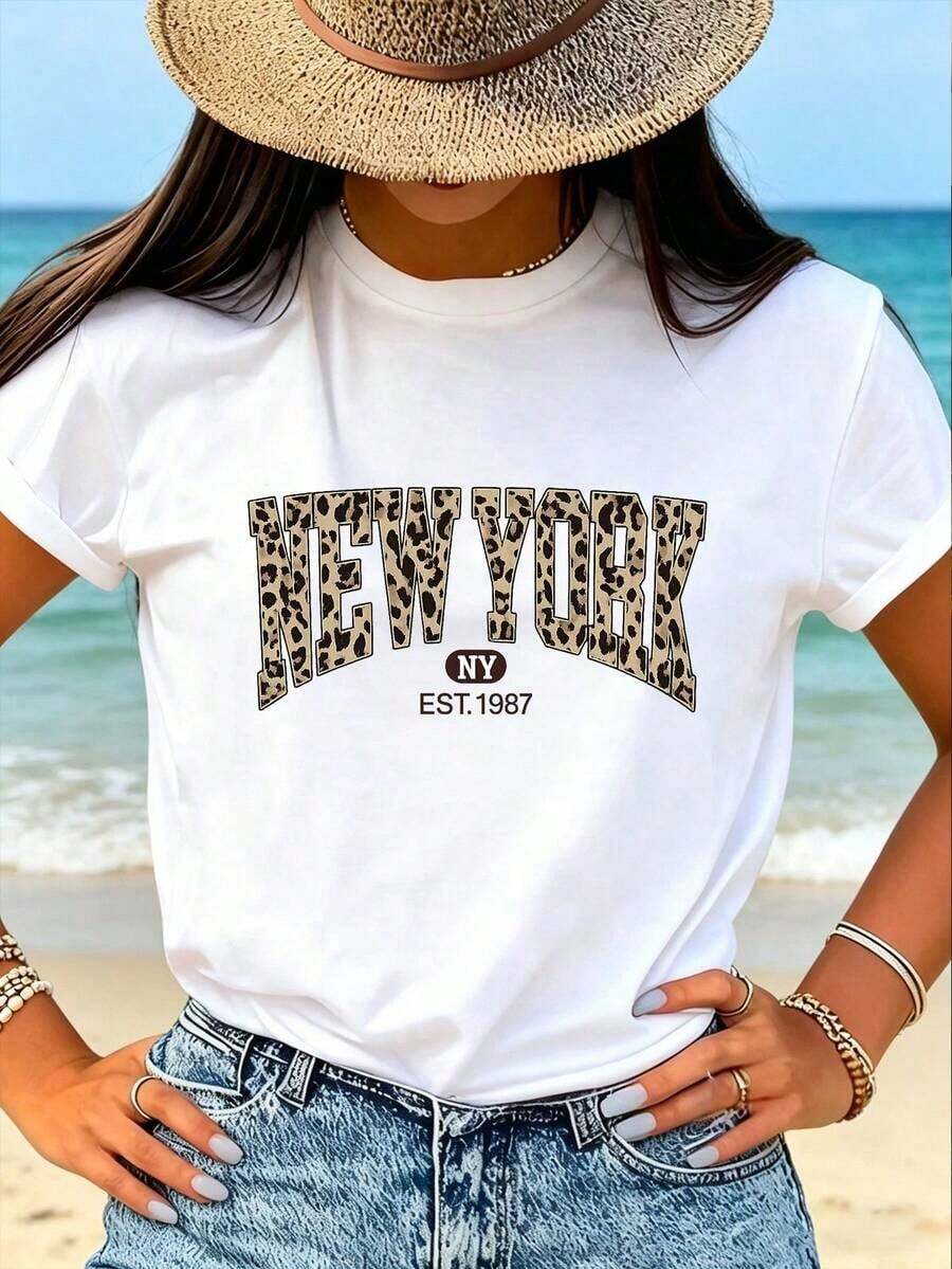 Top mujerPlayera para Mujer New York con Estampado de Leopardo - Estilo Universitario Oversize Blanco para PlayaTendencia 2026 - Blanco - Ver 1