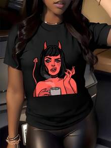 Figura de una mujer con cuernos rojos sosteniendo una taza refleja actitud audaz y misteriosa con toque de humor moderno para expresar confianza y estilo única camiseta de mujer casual urbana elegante - Negro - Ver 8