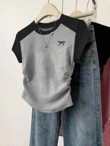Set de 3 camisetas de mujer de manga corta, cuello redondo, unicolor, con detalle de volantes y estampado de mariposa, de estilo casual y slim para el verano - Multicolor - Ver 4