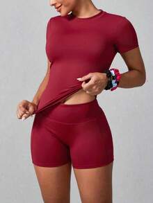 Conjunto deportivo de verano para mujer de unicolor simple con pantalón corto y manga corta - Burdeos - Ver 4