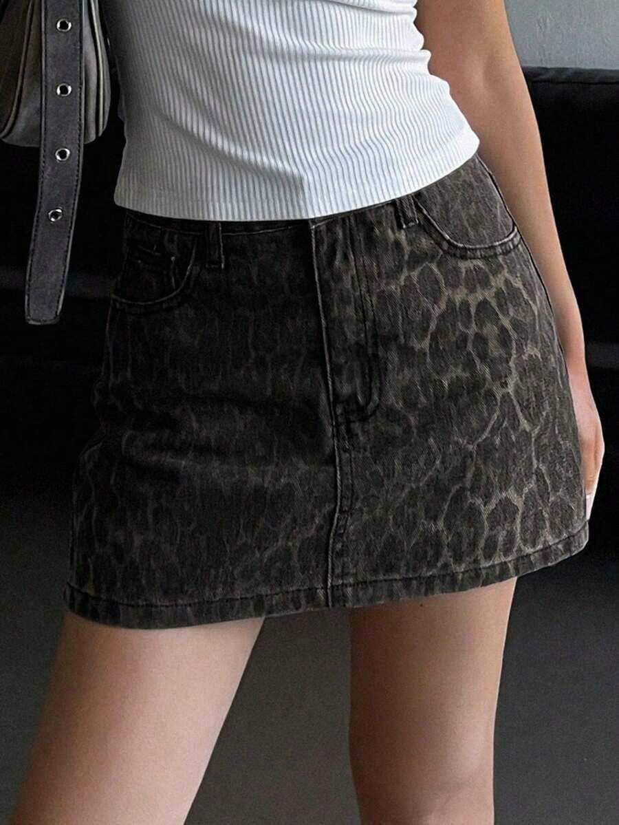 Falda vaquera casual con botones delanteros y bolsillos con estampado de leopardo - Marrón 3 - Ver 1