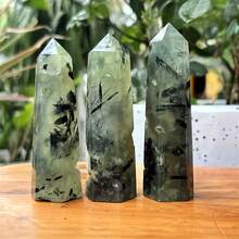 这款葡萄玛瑙簇标本塔,是水晶工艺收藏家的最佳选择,也是节日家居装饰石、办公室装饰品,更是万圣节、圣诞节、感恩节等节日的完美DIY礼物。它既是节日装饰品、装饰石,也是优雅的展示品和宝石塔,是水晶爱好者和家居装饰者的理想之选。 - 彩色 - 查看 11