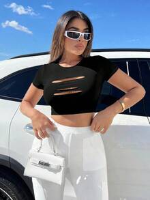 Camiseta crop con abertura delantera - Negro - Ver 3