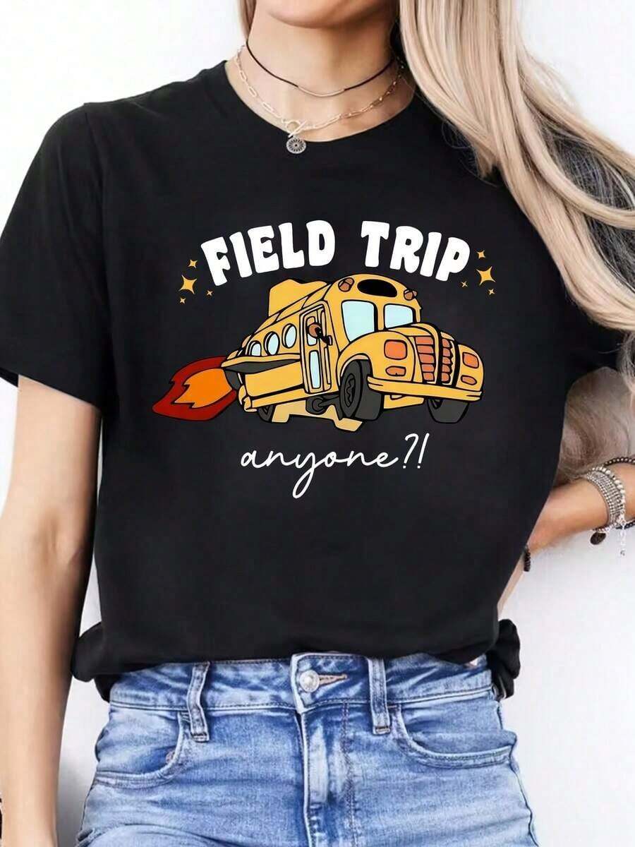 Camiseta gráfica divertida para mujer "FIELD TRIP" - Camiseta negra con la frase "¿FIELD TRIP, alguien?" Estampado - Tela suave y transpirable, conjunto casual para fiestas para mujeres - Lavable a máquina, top de verano para uso diario 100% algodón - Negro - Ver 1