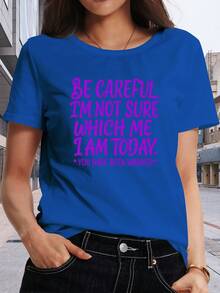 Classic Short-Sleeved T-Shirt With The "Careful, I Don't Know Who I Am Today" Print. This Casual, Short-Sleeved, Crew-Neck T-Shirt Is Perfect For Spring/Summer And Is Suitable For Shopping, The Office, And Vacation Wear. A Hit! - 藍色 - 查看 6