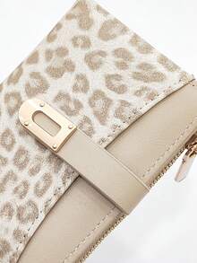 Classic Fashion Leopard Print Patchwork Short Wallet, Compact And Lightweight PU Wallet With Card Slots And Snap Closure - Apricot - View 8