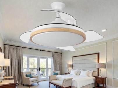 Ventilatore da soffitto di alta gamma MIMAX, motore Aquilone DC, pale retrattili 55 cm/109 cm, finitura bianco/legno, 4 pale LED, 72 W 6490 lumen, 6 velocità, flusso d'aria massimo, luce 2700K-6500K, funzionamento silenzioso, comandi con memoria, timer, modalità estate/inverno, classe di efficienza energetica C, massimo risparmio energetico.
