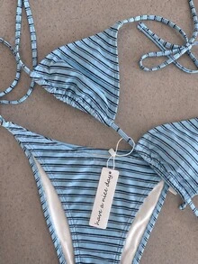 Bộ bikini hai mảnh buộc dây màu xanh hải quân và đen kẻ sọc cổ điển, kiểu dáng gợi cảm, cạp cao, ôm sát, thích hợp cho kỳ nghỉ hè của phụ nữ. - Nhiều màu - Xem 1
