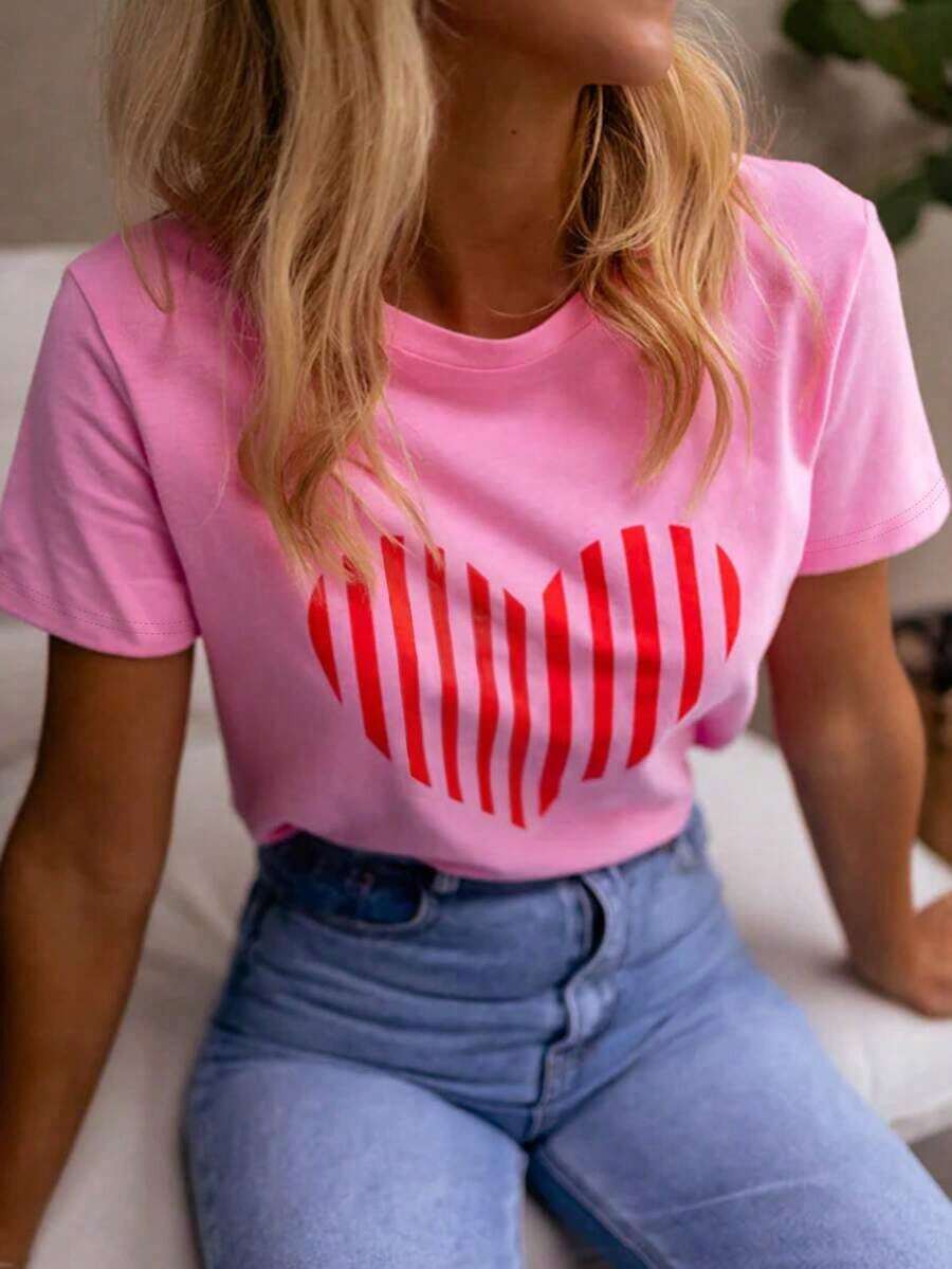 Camiseta Roja Oversize [Envío Nacional Gratis] Camiseta casual versátil de mujer con cuello redondo y manga corta, estampado de corazones, color rojo, primavera/verano - Estilo - Ver 1