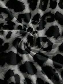 Top de bandeau asimétrico con estampado de leopardo y nudo, estilo playero, adecuado para el verano y la playa - Gris Oscuro - Ver 7