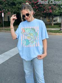 Women's Oversized Bass Fish Print T-Shirt, 100% Cotton, 180G Casual Summer Tops, Elegant Loose Fit Fishing Tee, 4th Of July ,Vacation Casual Tee - 淺藍色 - 查看 1
