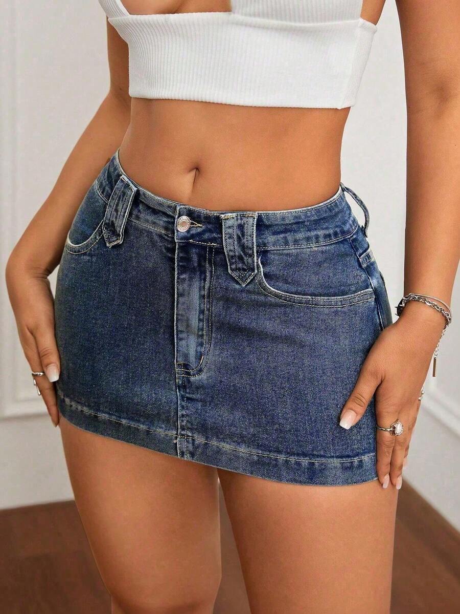 Falda corta de mezclilla azul lavada para mujer, estilo retro, informal y de talle alto, ideal para el día a día. - Azul - Ver 1