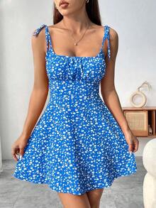 Vestido midi con estampado floral y tirantes anudados en los hombros, vestido bohemio sin espalda con nudo, busto fruncido sin mangas con tirantes finos, ajuste regular, vestido corto con estampado floral pequeño, para primavera/verano, uso diario - Azul - Ver 7