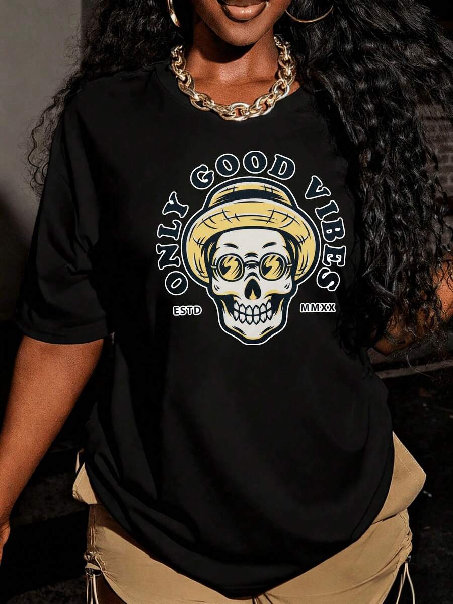 Camiseta de mujer de corte holgado, opciones de color y blanco, estampado de calavera con sombrero y gafas de sol, camiseta gráfica Only Good Vibes, top casual de verano para mujeres, atuendo de vacaciones en la playa, estilo de moda urbana, camiseta de algodón a, tops de verano, camisetas gráficas, atuendos de verano para mujeres, camisetas gráficas, tops cortos para mujeres, tops para mujeres, vintage, ropa de algodón linda, atuendo de Navidad para mujeres, vestidos elegantes de mujerSuitable for spring, summer and autumneurmuseeurmuse - Negro - Ver 1