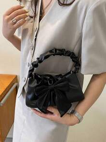 Bolsa Crescente na Moda com Pregas, Lenço de Seda e Decoração de Laço para Mulheres, Bolsa Pequena Casual com Alça de Corrente de Metal, Bolsa de Ombro ou Transversal em Formato de Nuvem, Presente Perfeito para o Dia dos Namorados, Melhor Opção de Presente de Dia dos Namorados, Bolsa com Laço na Moda para Mulheres, Presentes de Dia dos Namorados - Preto - Visão 9