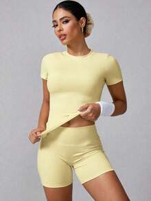 Conjunto deportivo de verano para mujer de unicolor simple con pantalón corto y manga corta - Amarillo - Ver 5
