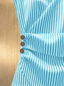 Nuevo top de tirantes finos con volantes y decoración de botones cruzados en la parte delantera, a rayas, para mujer, primavera/verano - Celeste - Ver 3