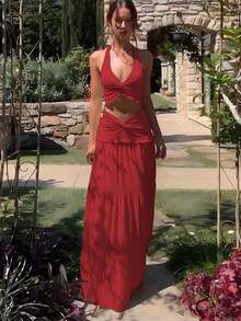 Conjunto de dos piezas: top sin mangas con escote en V y cuello halter de moda y falda larga con volante - Rojo - Ver 5
