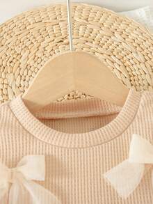 2pcs/Set Girls Casual Everyday Wear Solid Color Bow Decor Round Neck Short Sleeve Top And Mini Skirt Set, Summer - Khaki - View 3