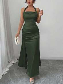 Vestido camisero elegante de color champagne, con tela de satén elástica y abertura lateral de largo maxi - Verde militar - Ver 5
