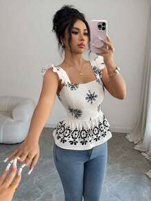 Blusa de manga corta con lazo en la espalda y cintura ceñida, con estampado posicionado en color negro sobre base color albaricoque, para mujer - Albaricoque - Ver 7