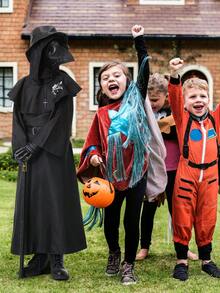 Kids Plague Doctor Halloween Party Cosplay Outfit Set With Mask,Hat,Robe,Cane - Black - View 5