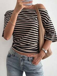 Blusa holgada y casual de mujer con rayas y parches, cuello oblicuo y manga corta, elegante estilo callejero para primavera, verano y otoño - Blanco y Negro - Ver 3