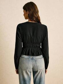 Camisa casual de mujer de unicolor con cuello en V y detalle de nudo en la parte delantera, de manga larga - Negro - Ver 4