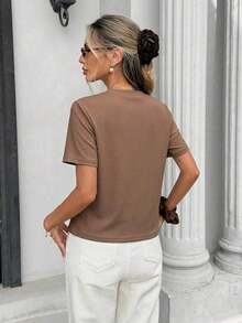 Frenchy Camiseta de mujer de manga corta, cuello redondo, ajustada y minimalista, adecuada para primavera/verano, con estampado de rayas rosa y marrón - Marrón - Ver 2