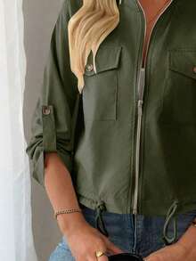 Chaqueta bomber ligera para mujer con cuello alto - Chaqueta de vuelo con cremallera con bolsillos delanteros decorativos y dobladillo ajustable con cordón, una prenda exterior ideal para el estilo casual de calle en primavera y otoño.Rojo - Verde - Ver 5