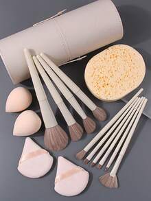 16 piezas Juego de brochas de maquillaje profesional, que incluye brocha para rubor, brocha para contorno, brocha para base, brocha para nariz, brocha para sombra de ojos, brocha para cejas, brocha para labios, brocha de detalle, cerdas suaves, brochas para maquillaje de rostro y ojos, con borla de polvo súper suave y esponja de maquillaje de doble uso, viene con tubo de almacenamiento, kit de brochas de maquillaje portátil - Albaricoque - Ver 4
