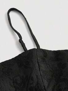 Top de tirantes estilo peplum con diseño jacquard para el Día de San Valentín de verano - Negro - Ver 3