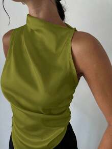 Camisa de satén con cuello plisado, sin mangas, elegante y sencilla, con dobladillo entallado, para oficina, en color beige - Verde Oliva - Ver 3