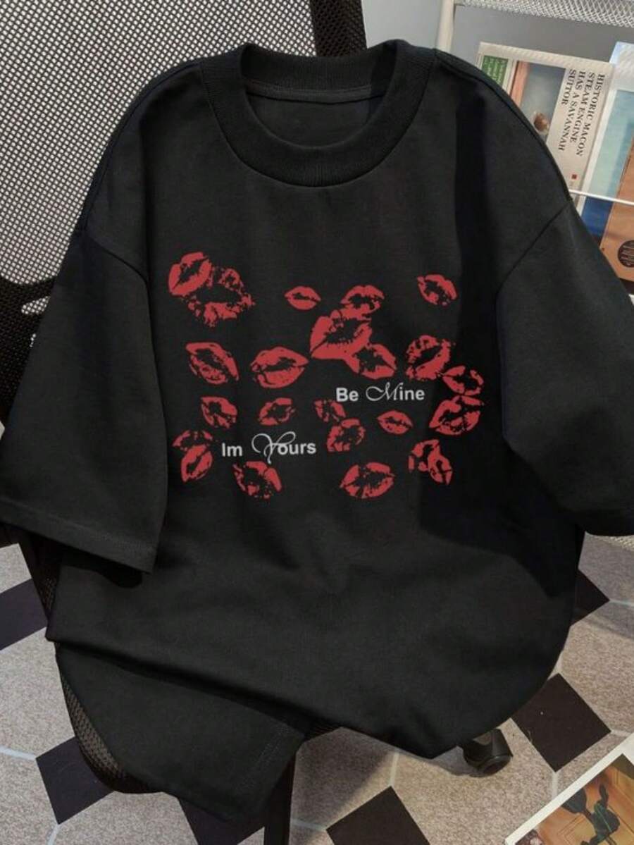 Camiseta con estampado de patrones, cuello redondo y hombros caídos - Negro - Ver 1