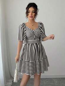 Elenzya Vestido de primavera y verano de talla media con rayas azules y blancas, manga corta, elegante y casual, con cintura ajustada para mujeres - Blanco y Negro - Ver 3