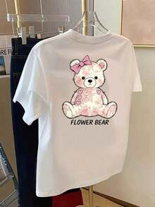 Camisetas de talla grande para mujer - Camiseta holgada de hombros caídos, tops casuales de manga corta, camiseta estampada por delante y por detrás, diseño floral de oso, estampado de rosas rosadas, cuello redondo, manga corta, ajuste cómodo, diseño clásico, artículo de moda, camiseta estampada de doble cara para mujer, transpirable y cómoda. - Blanco - Ver 2
