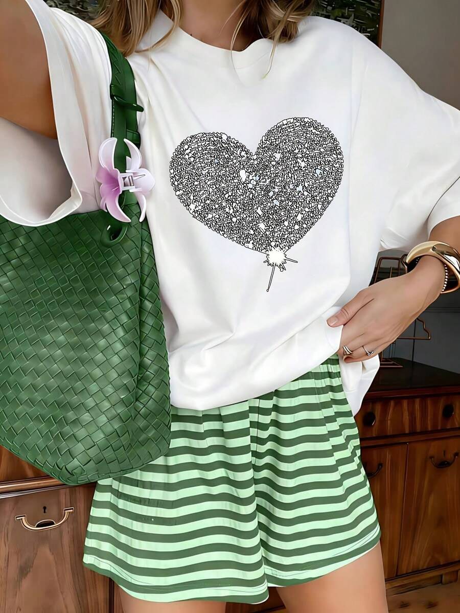 Sparkly Silver Glitter Heart Balloon Graphic T-Shirt, 100% Cotton Oversized Soft Fun Tee, Casual Crewneck Top for Parties & Teen Girls