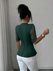 Blazer elegante y romántico para mujer con cuello en V, plisado y cintura ceñida - Verde Oscuro - Ver 2