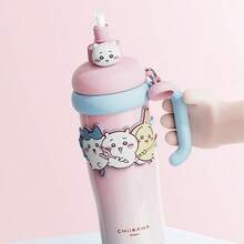Bình giữ nhiệt Miniso Chiikawa Series dung tích lớn, làm bằng thép không gỉ 316, có ống hút, bình nước hình hoạt hình dễ thương, có tay cầm, quà tặng 960ml/32.47oz - Hồng - Xem 9