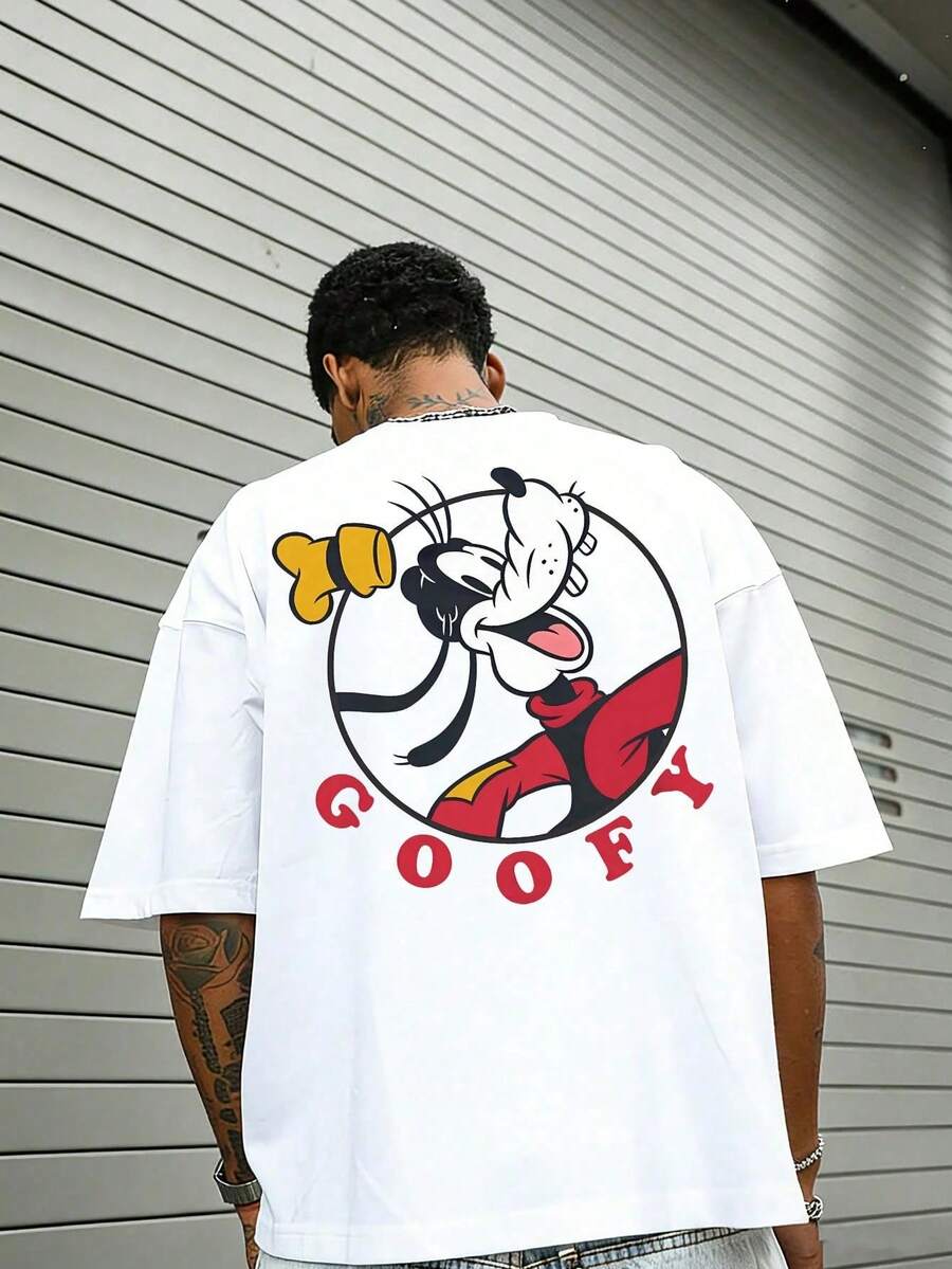 Sous licence officielle Disney | T-shirt décontracté à manches courtes orné des têtes emblématiques de Donald Duck, Minnie Mouse, Goofy, Mickey Mouse et Daisy Duck dans un style rétro << MICKEY & CO Est. 1928 ». Confectionné en tissu opaque, lavable en machine, polyvalent et décontracté – parfait pour le printemps et l'été. Le cadeau idéal pour ma copine ! - Blanc - Voir 1