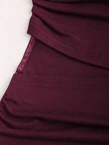 Vestido corto ceñido y sin tirantes para mujer con hebilla metálica - Rosa Roja - Ver 4