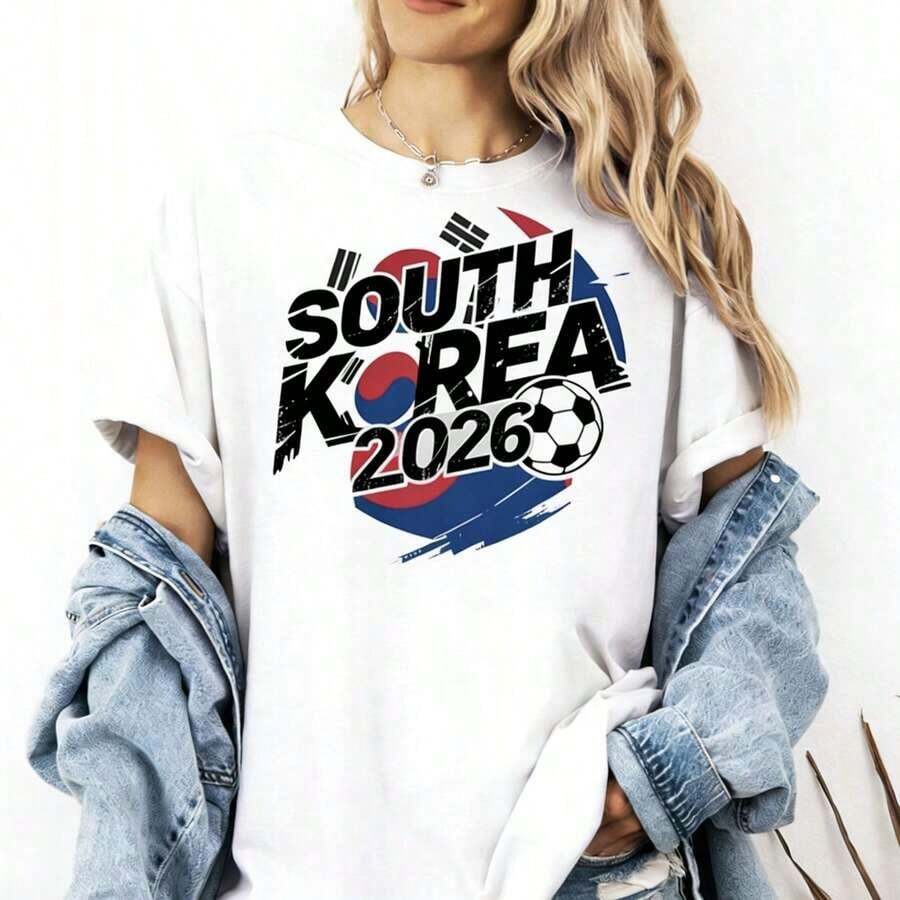 Spain 2026 World Cup Fan T-Shirt, Spanish Flag T-Shirt, La Roja T-Shirt For The 2026 World Cup, Gift For The Spanish National Team. Y2K Style Sportswear, Crew Neck, 100% Cotton, Soft Fabric, Short Sleeves. - 白色 6 - 查看 1