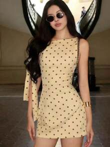 Vestido mini ajustado con estampado de lunares asimétrico y tirantes, elegante negro para primavera/verano - Amarillo claro - Ver 7