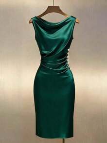 Vestido ajustado sin mangas con cuello drapeado de satén color dorado champán - Verde - Ver 1
